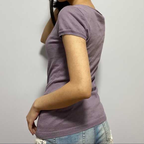 Purple RW&CO top with white lace button details - Picture 2 of 3